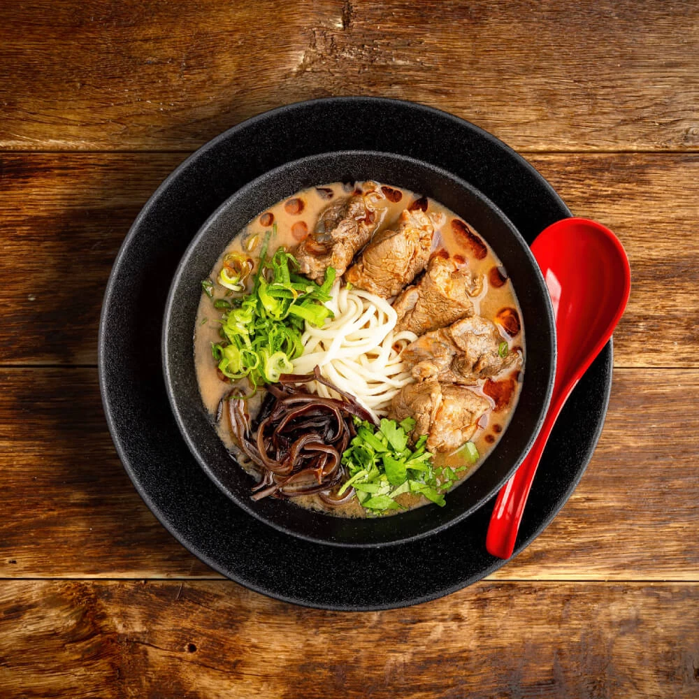 TAIWANESE STYLE BEEF NOODLE SOUP